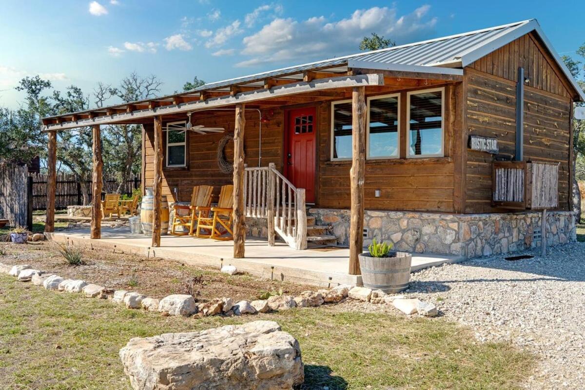 Rockin' R - Rustic Star Cabin フレデリックスバーグ エクステリア 写真